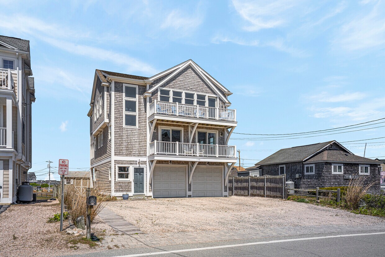 Primary Photo - 1148 Succotash Rd