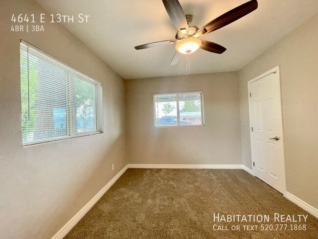 Building Photo - Beautifully Renovated 3/2 Home with 1/1 Gu...