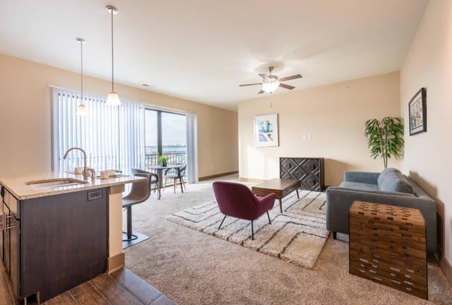 Interior Photo - Mezz 42