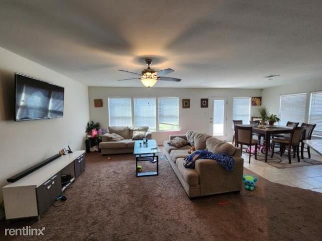 Foto del edificio - 4 br, 2 bath House - 2740 i N Tobias Lane