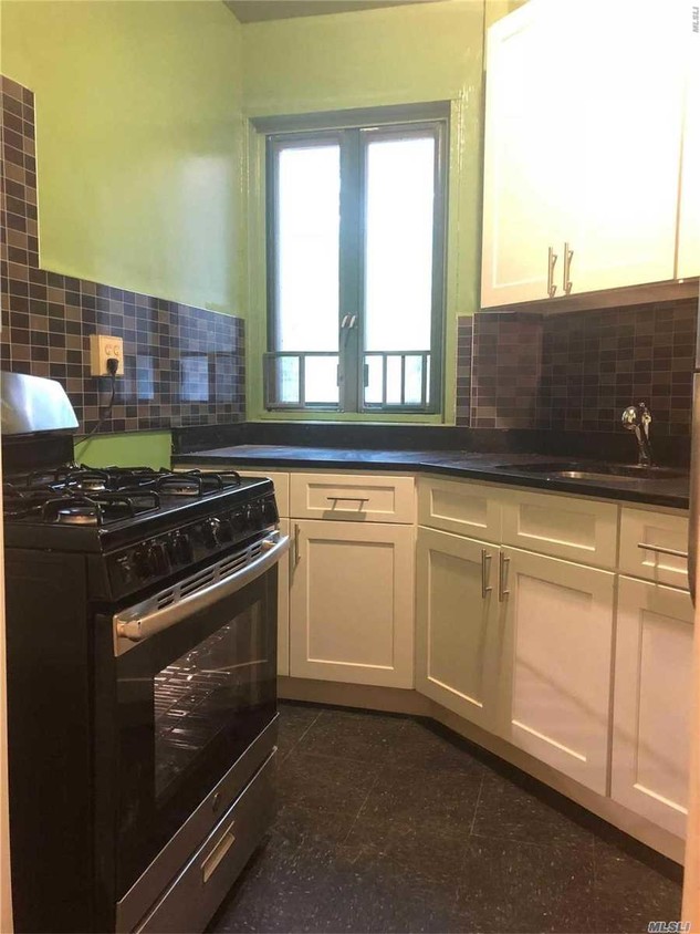 Foto principal - 1576 Unionport Rd