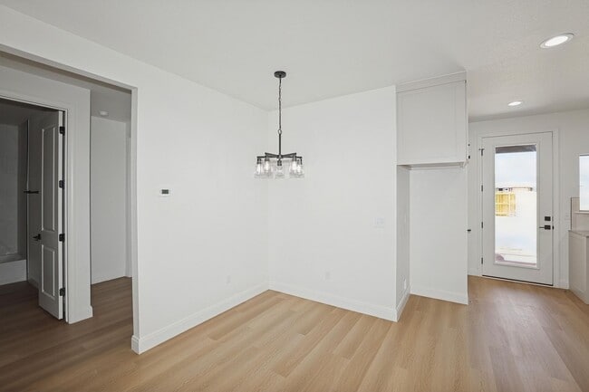 Foto del edificio - 10424 Tierra Santa Dr