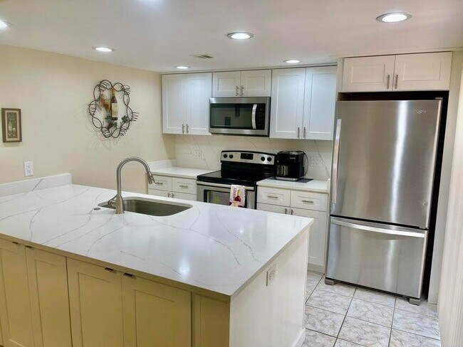 Building Photo - 4113 41st Way