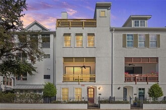 Building Photo - 2714 Harvard St