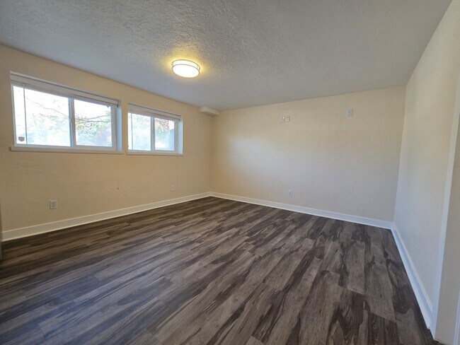 Foto del edificio - 2356 E Falcon Wy