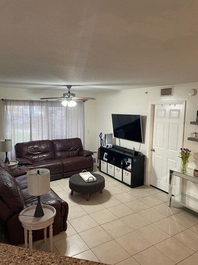 Foto del edificio - 4151 San Marino Blvd