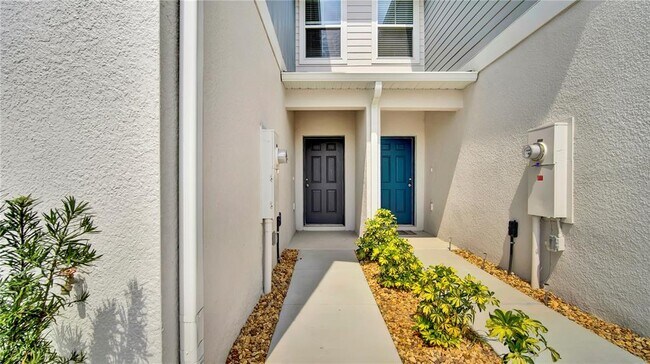 Foto del edificio - 4321 Hillock Blvd