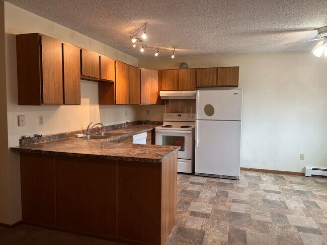 Building Photo - 534 Ouida Way