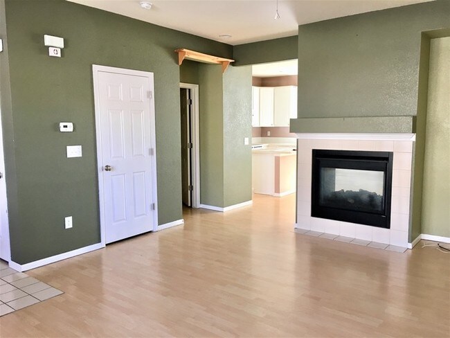 Foto del edificio - Beautiful Townhome in Castle Rock