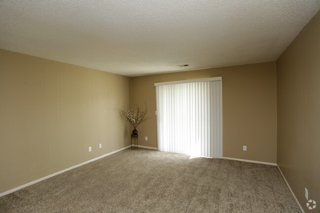 1 Bedroom - Spring Hill Plaza Apartments