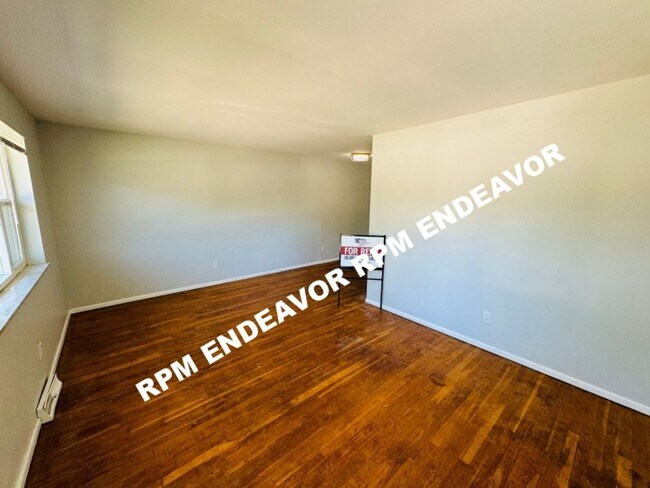 Foto del edificio - 3964-3966 Geraldine Ave