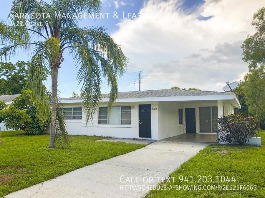 2 Bedroom 2 Bath in Arlington Park! House Rental in Sarasota, FL