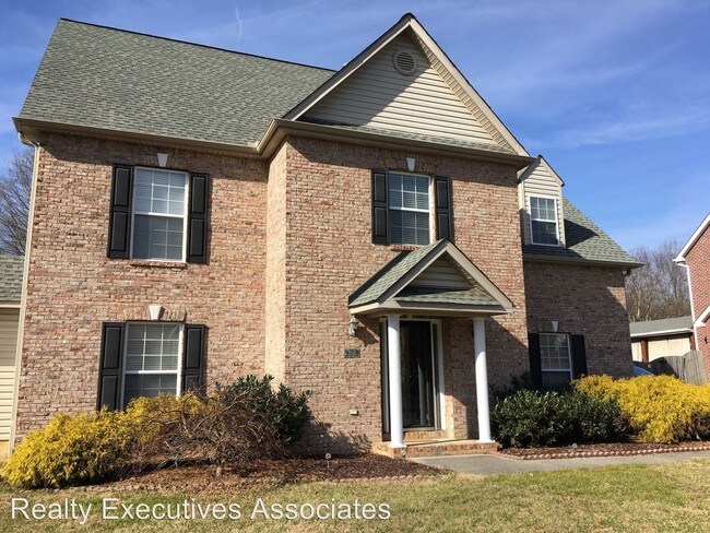 Building Photo - 3 br, 2.5 bath House - 979 Baylor Circle