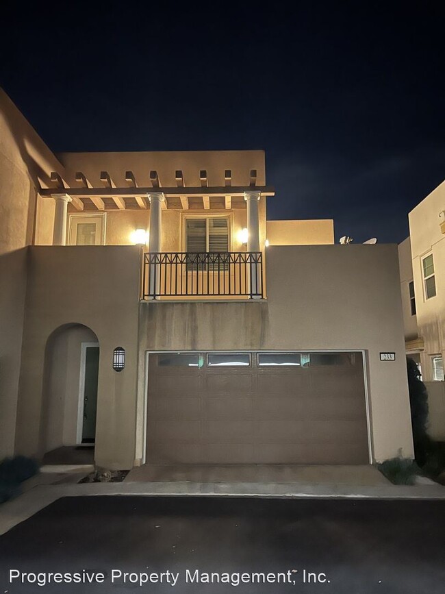 Building Photo - 4 br, 3 bath House - 233 Radial
