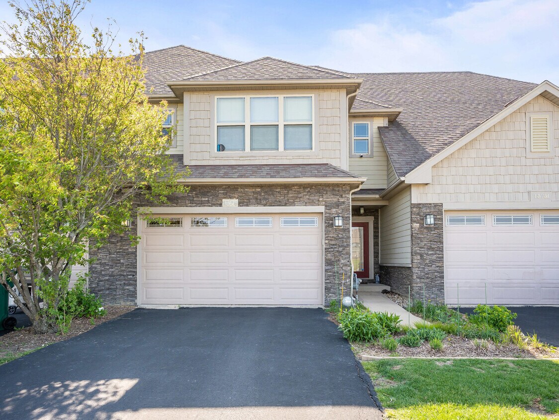 Foto principal - 15749 W Crobally Way