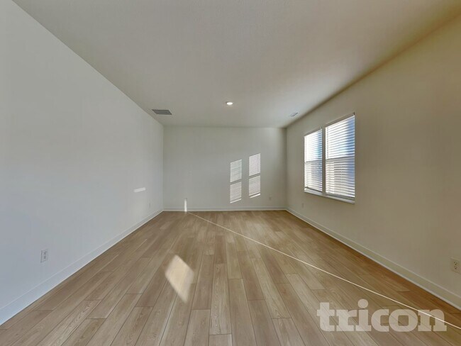 Foto del edificio - 11831 Moorfield Ln