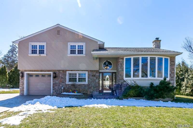 Primary Photo - 10 Henry Dr