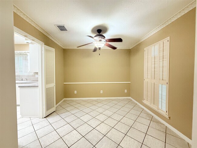 Foto del edificio - 9231 Stroud Dr