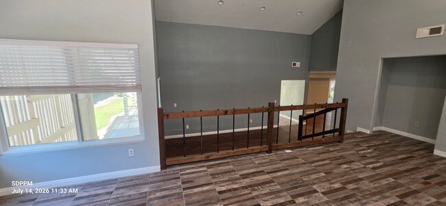 Building Photo - FLETCHER HILLS / EL CAJON - Nice 4 Bedroom / 3 Bath House.  AVAILABLE 07/24/2026.