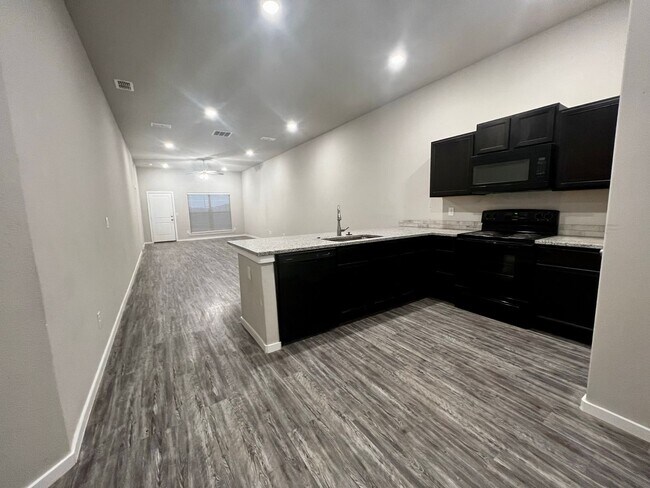 Building Photo - 1630 133rd St