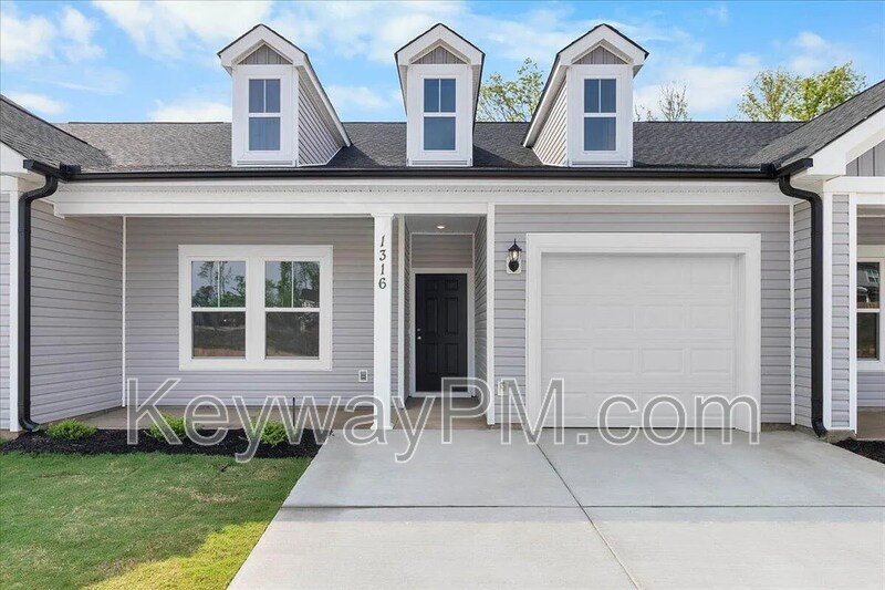 Primary Photo - 1316 Newbern Dr