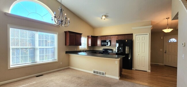 Building Photo - 162 Slindes Woods Cir