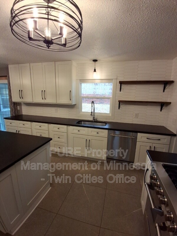 Building Photo - 4808 Dunberry Ln