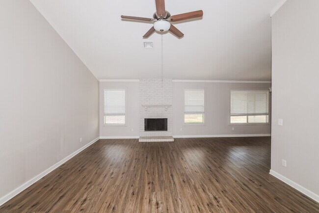 Foto del edificio - 6528 W Grandview Rd