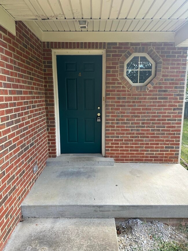 Foto del edificio - 2003 River Ridge Rd