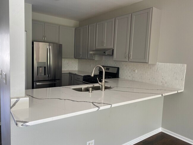 Foto del edificio - 3054 Falling Waters Ln