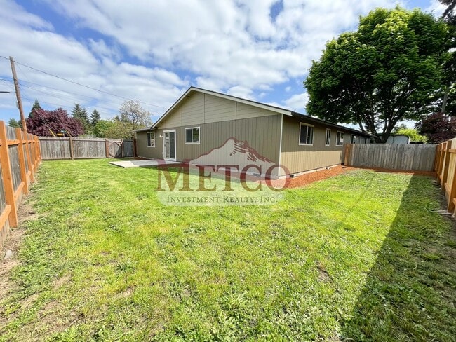 Building Photo - 16304