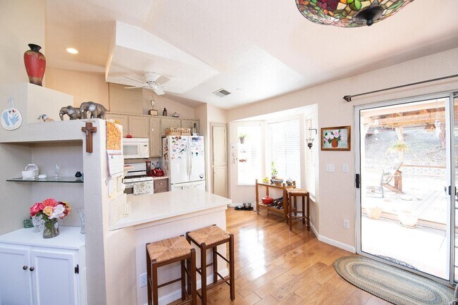 Foto del edificio - 1660 Homewood Ct