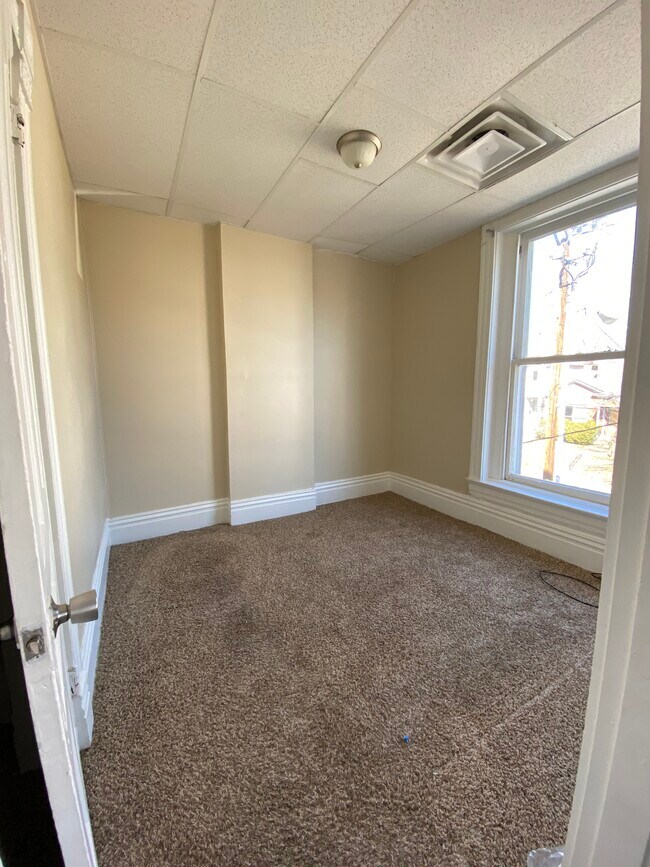 Foto del edificio - 2804 W Chestnut St