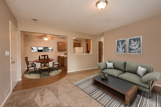 Un dormitorio - Spring Hill Plaza Apartments