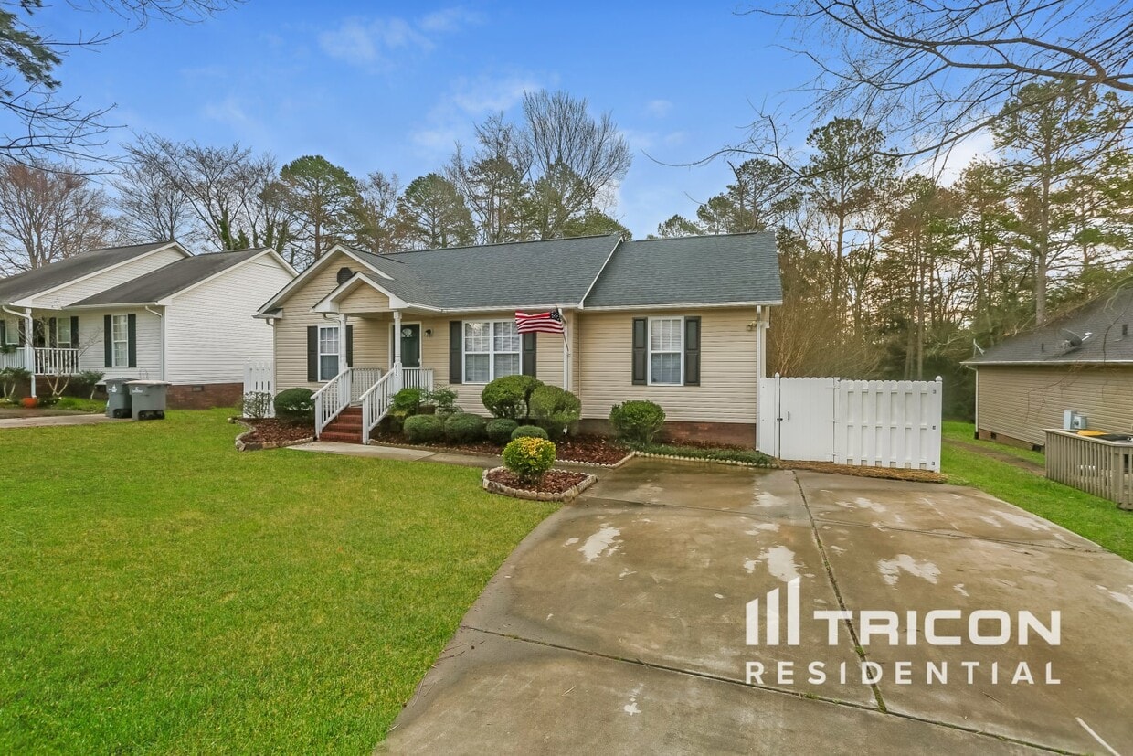 Foto principal - 615 Flicker St