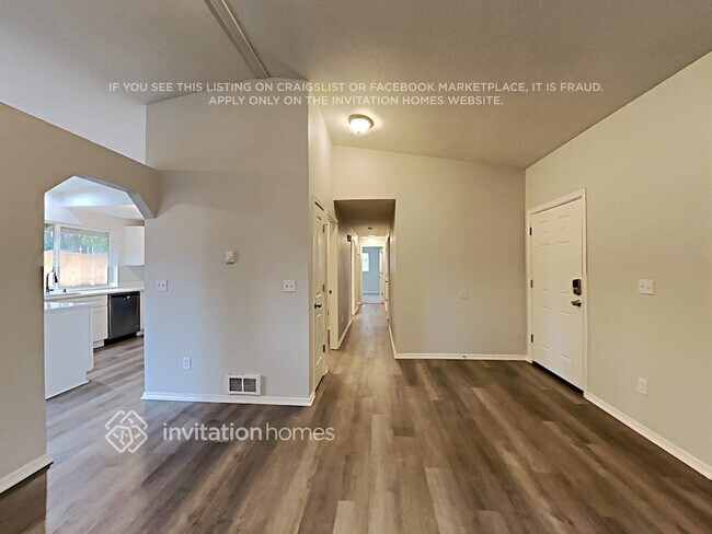 Building Photo - 15804 86th Ave Ct E