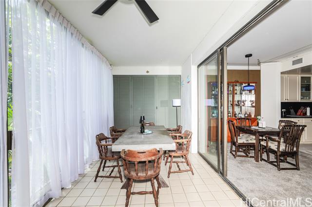 Foto del edificio - 4999 Kahala Ave