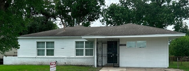 Building Photo - 11802 Leitrim Way