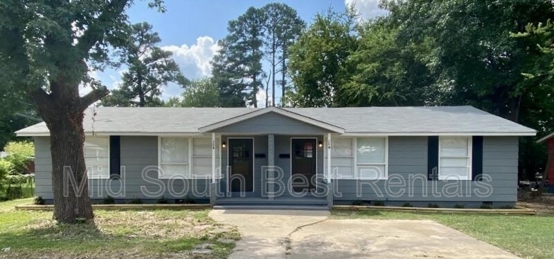Primary Photo - 28 Hiland Pl
