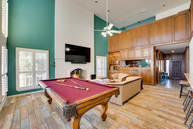 Building Photo - 15237 Isabella Ct