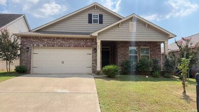 Building Photo - 223 Ivyleaf Dr