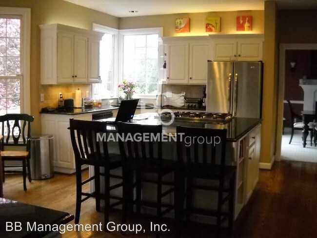 Foto del edificio - 4 br, 3 bath House - 12496 NW Hartford Street