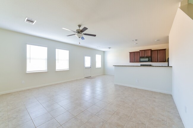 Building Photo - 26251 Bosch Dr