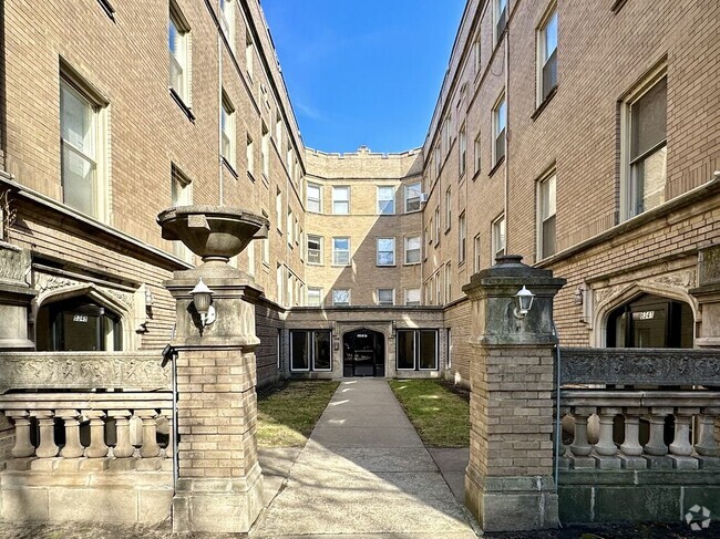 Building Photo - 6341 N Magnolia Ave