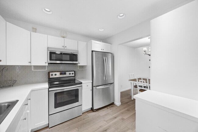 Foto del edificio - 2671 Boundbrook Blvd