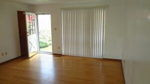 Building Photo - 910 Valley View Dr
