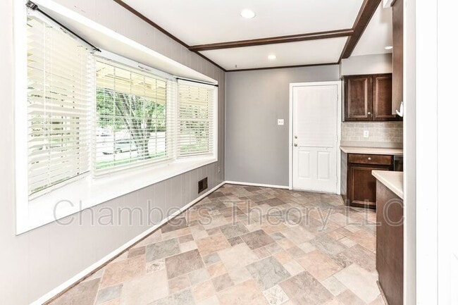 Building Photo - 4731 Carterwood Dr