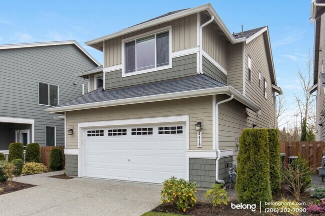 Building Photo - 4419 31st Ave SE