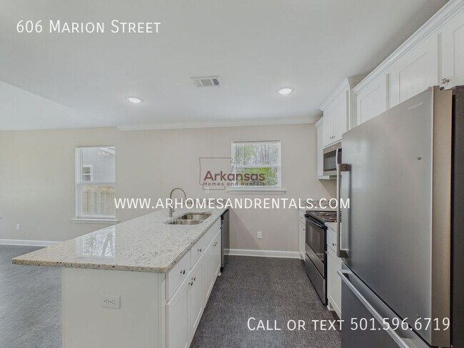 Foto del edificio - 606 Marion St