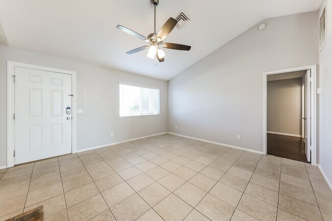 Foto del edificio - 12323 N 86th Ln